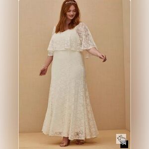 ivory lace overlay wedding dress